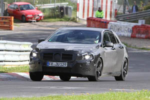 Прототип Mercedes-Benz A-Class AMG вышел на дорожные испытания
