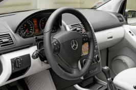 Mercedes-Benz A-Class 5-door (2009)