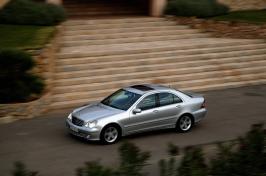 Mercedes-Benz C-Class (2004)