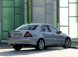 Mercedes-Benz C-Class (2004)